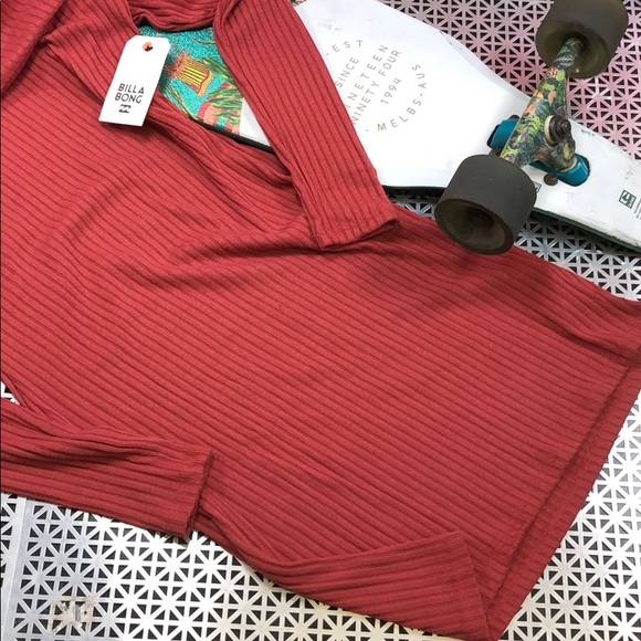 🔥 BILLABONG SWEATER DRESS 🔥 - Picture 5 of 8